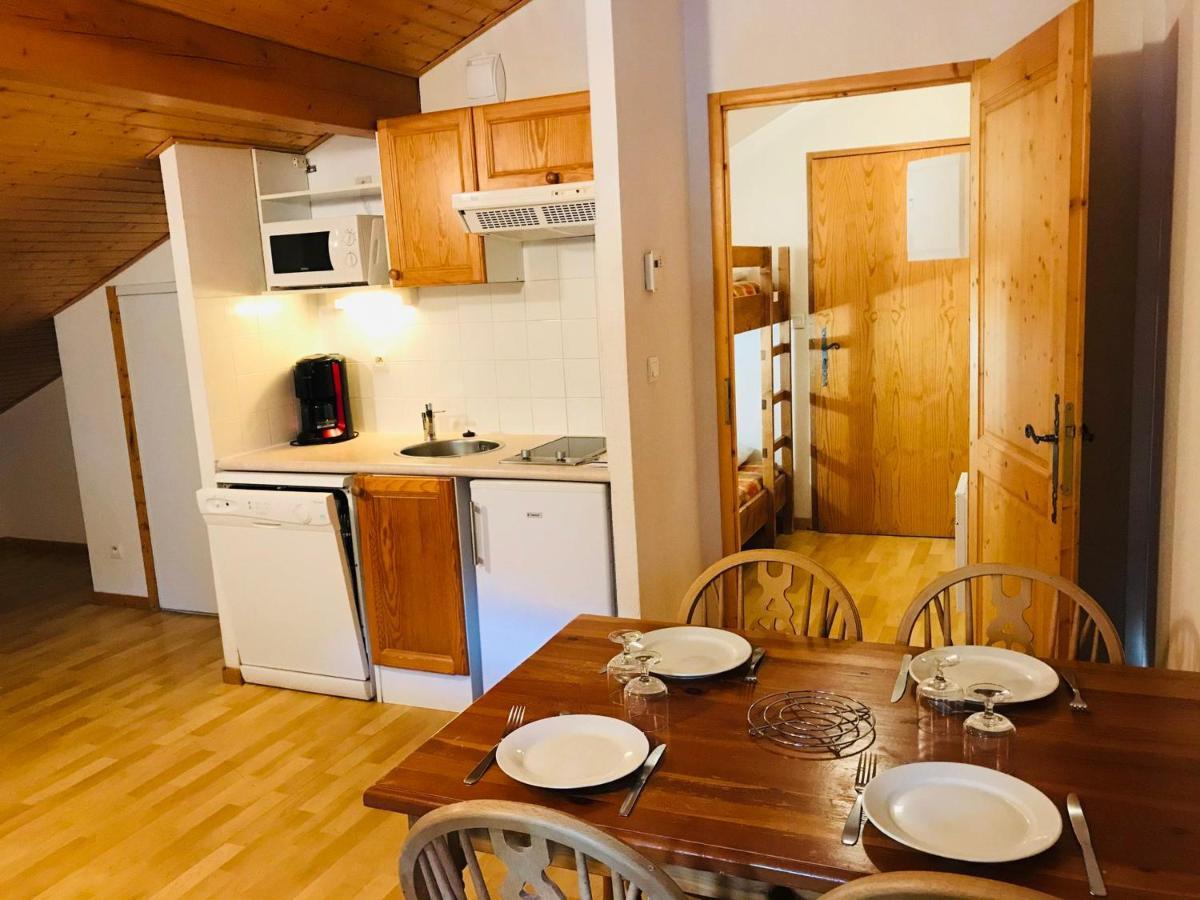 Studio Mansarde Avec Balcon, Piscine Et Parking Souterrain A Samoens - Fr-1-629-92 외부 사진
