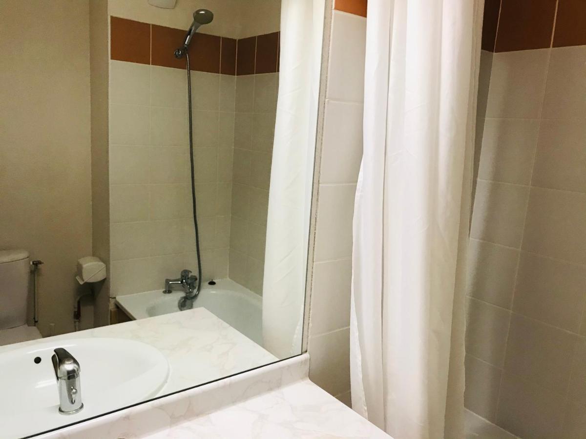 Studio Mansarde Avec Balcon, Piscine Et Parking Souterrain A Samoens - Fr-1-629-92 외부 사진